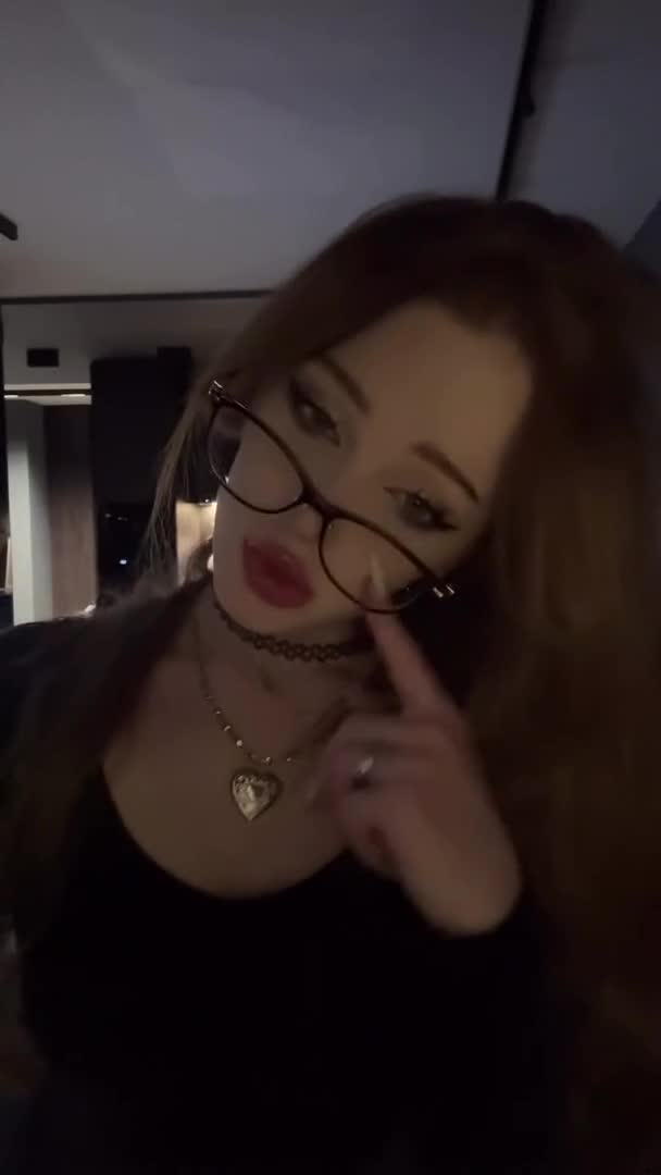 Coxifoxy — видео 6 | OnlyFans 18+