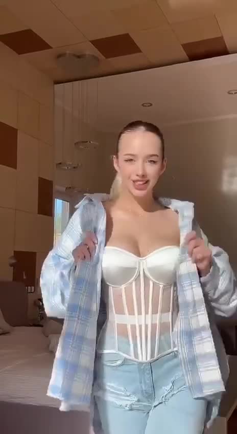 Симбочка — видео 2 | Тиктокерши 18+
